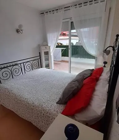 Fantastico Con Piscina En